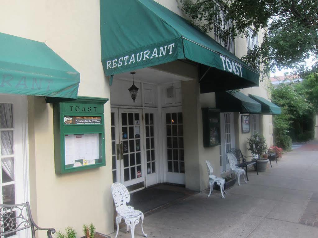 Days Inn By Wyndham Charleston Historic District Exterior foto